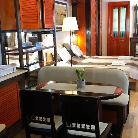 Barbizon Hotel 2*
