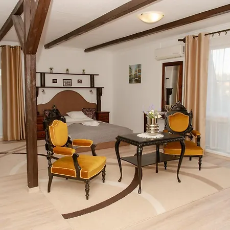 Barbizon Hotel