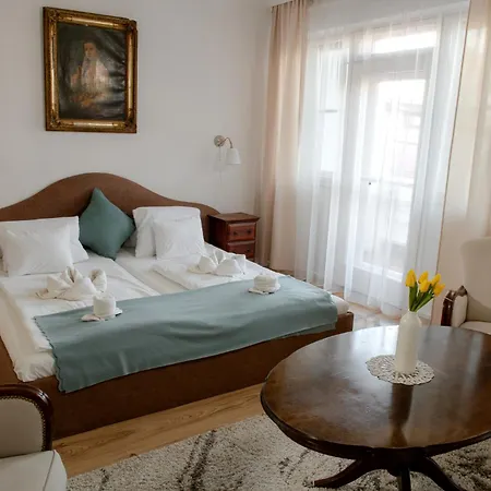 Barbizon Hotel 2*