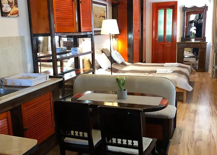 Barbizon Hotel 2*