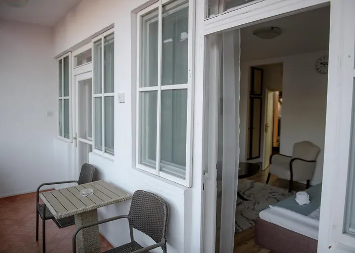 Barbizon Hotel