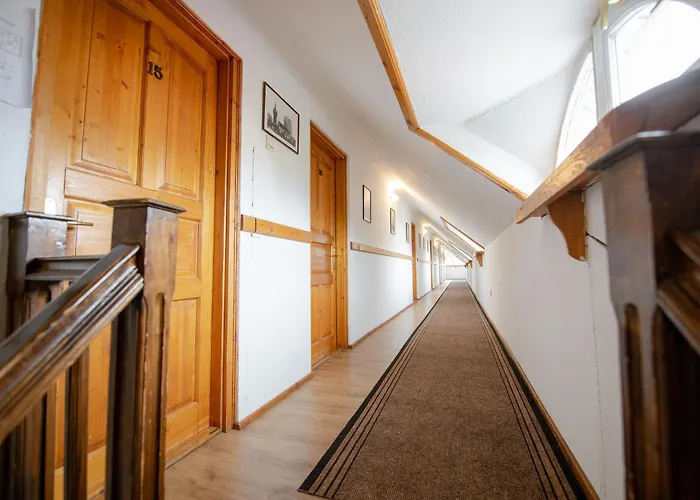 Barbizon Hotel Mestecǎneşti
